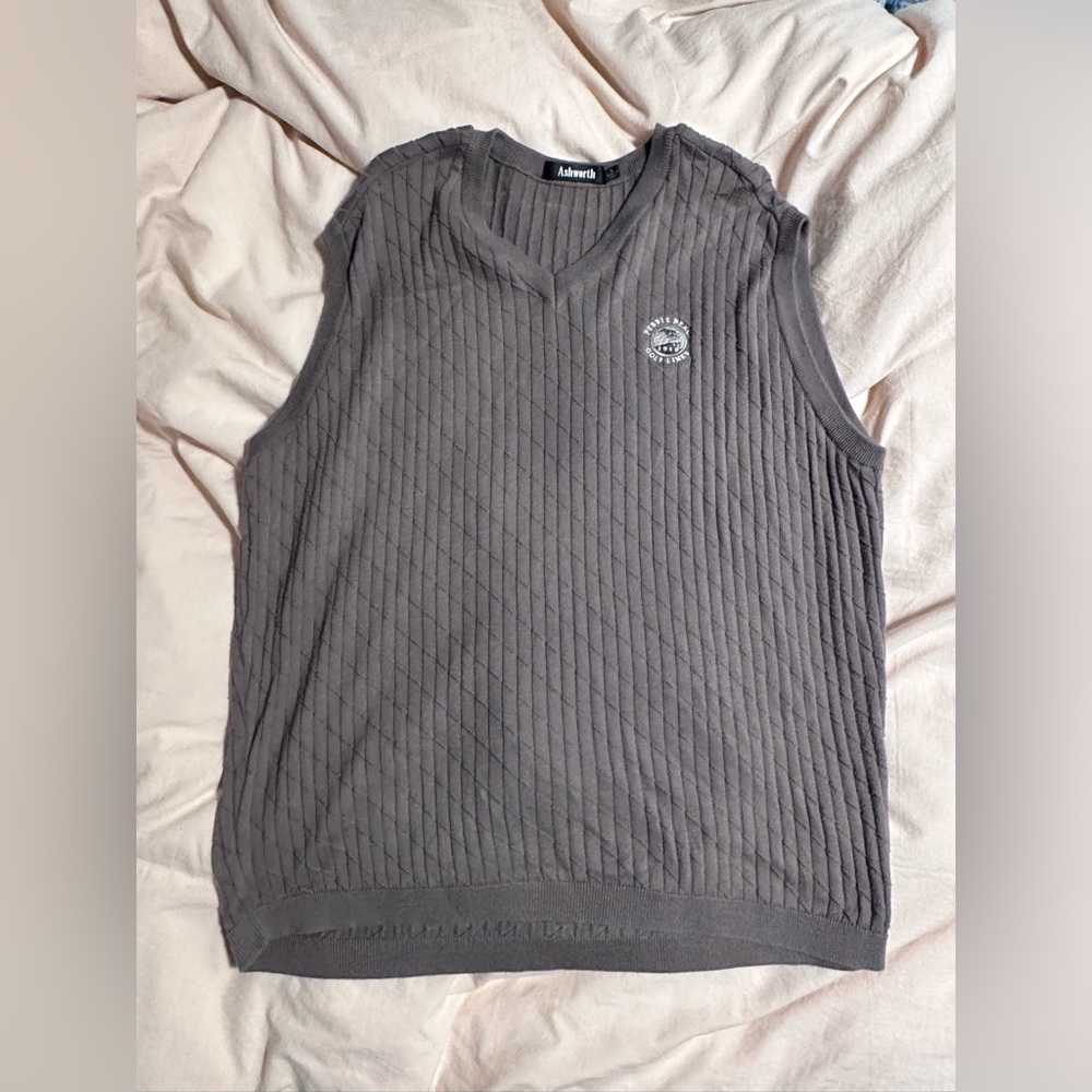Sweater vest